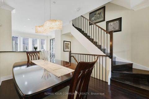 Photo 23 at 16 Agar Lane, West Woodbridge, Vaughan