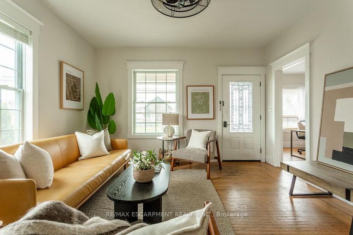 Photo 3 at 270 Beach Boulevard, Hamilton Beach, Hamilton