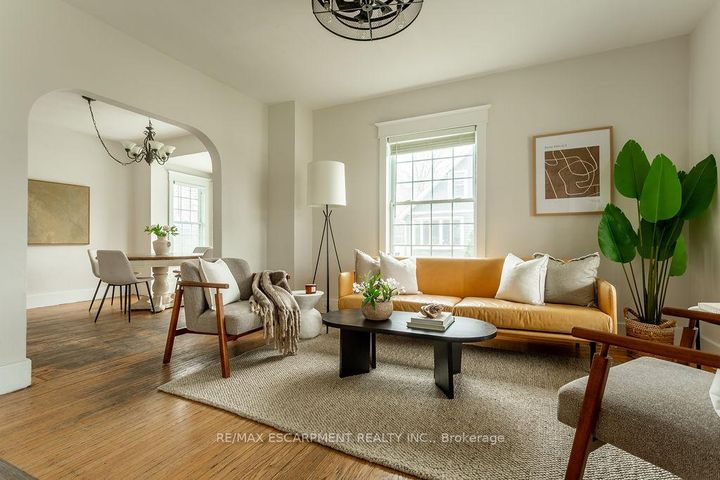 Photo 7 at 270 Beach Boulevard, Hamilton Beach, Hamilton