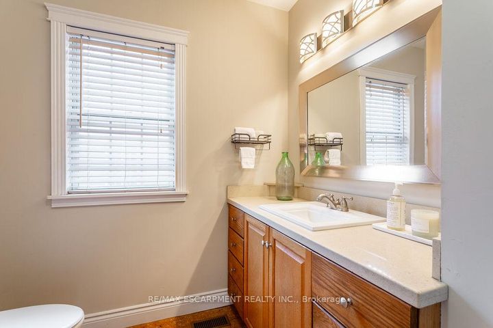 Photo 19 at 270 Beach Boulevard, Hamilton Beach, Hamilton