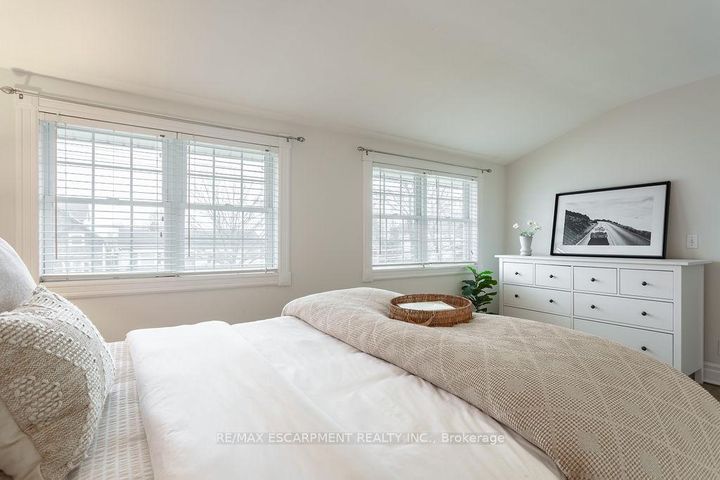 Photo 22 at 270 Beach Boulevard, Hamilton Beach, Hamilton