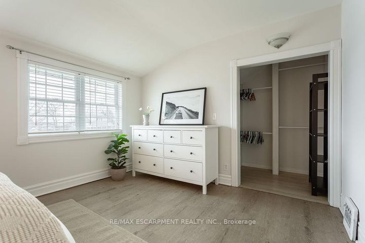 Photo 27 at 270 Beach Boulevard, Hamilton Beach, Hamilton