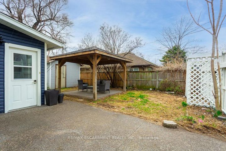 Photo 35 at 270 Beach Boulevard, Hamilton Beach, Hamilton