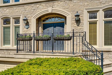 Photo 1 at 270 Spring Garden Avenue, Willowdale East, Toronto