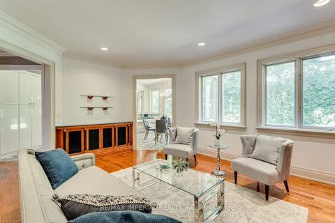 Photo 14 at 270 Spring Garden Avenue, Willowdale East, Toronto