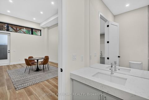 Photo 5 at 15A ROSEMEADE Avenue, Queensway, Toronto