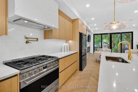 Photo 21 at 15A ROSEMEADE Avenue, Queensway, Toronto