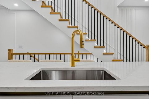 Photo 22 at 15A ROSEMEADE Avenue, Queensway, Toronto