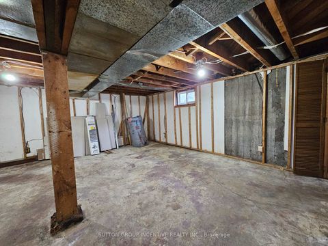 Photo 21 at 15 Newton Street, Wellington, Barrie