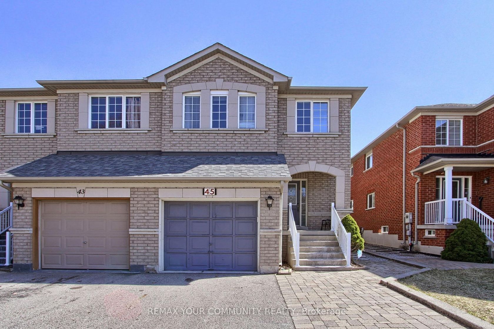 45 Harmony Road, Patterson, Vaughan photo 1