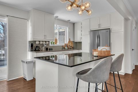 Photo 14 at 92 SANDRINGHAM Drive, Shore, Barrie