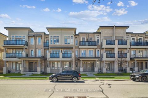 Photo 25 at 14 - 105 Kayla Crescent, Maple, Vaughan