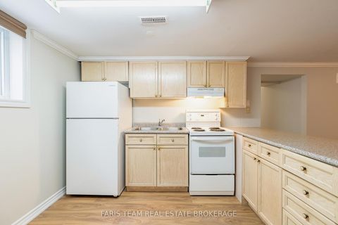 Photo 19 at 18 Newton Street, Wellington, Barrie