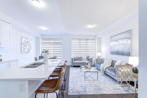 Photo 11 at 137 Fenchurch Manor, Painswick South, Barrie