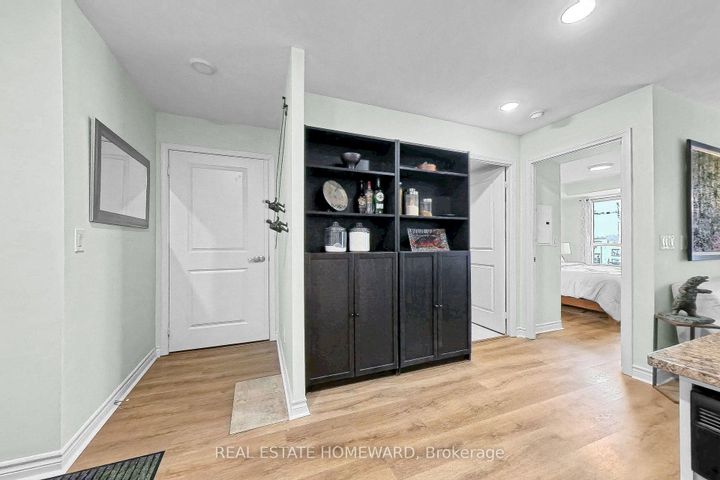 Photo 15 at 510 - 27 Rean Drive, Bayview Village, Toronto