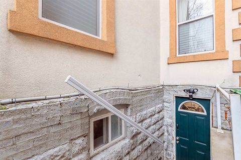 Photo 31 at 42 Sorauren Avenue, Roncesvalles, Toronto