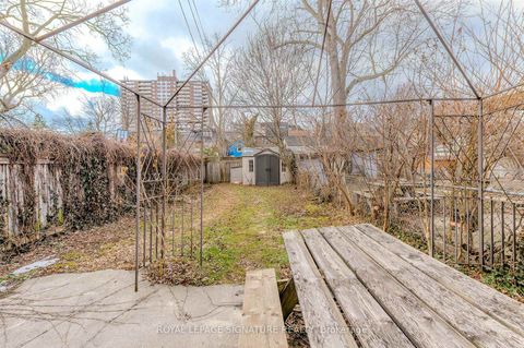 Photo 33 at 42 Sorauren Avenue, Roncesvalles, Toronto