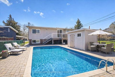 Photo 3 at 72 Dogwood Crescent, Bendale, Toronto