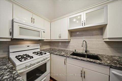 Photo 7 at 72 Dogwood Crescent, Bendale, Toronto