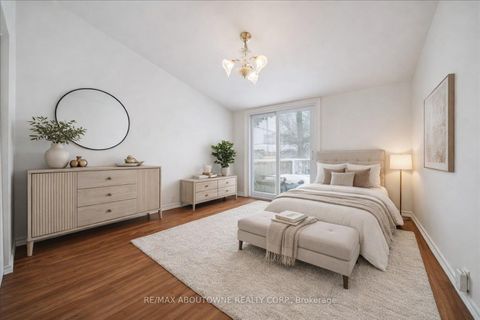 Photo 13 at 72 Dogwood Crescent, Bendale, Toronto