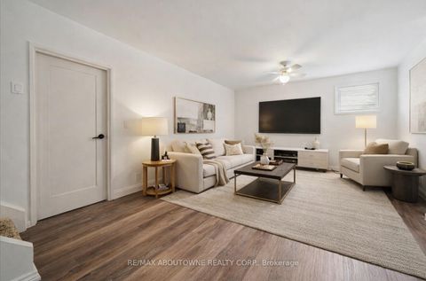 Photo 17 at 72 Dogwood Crescent, Bendale, Toronto