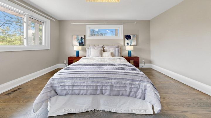 Photo 24 at 1549 Elite Road, Lorne Park, Mississauga