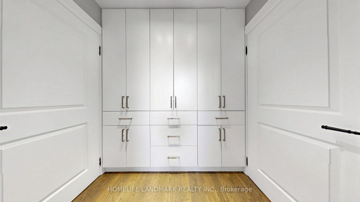 Photo 25 at 1549 Elite Road, Lorne Park, Mississauga