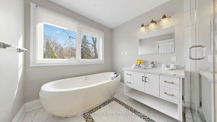 Photo 30 at 1549 Elite Road, Lorne Park, Mississauga