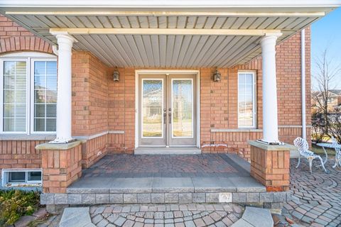 Photo 1 at 239 Drummond Drive, Maple, Vaughan