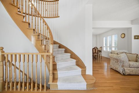 Photo 12 at 239 Drummond Drive, Maple, Vaughan