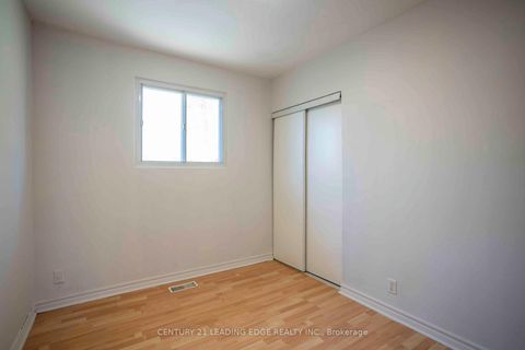 Photo 13 at 2728 Kennedy Road, L'Amoreaux, Toronto