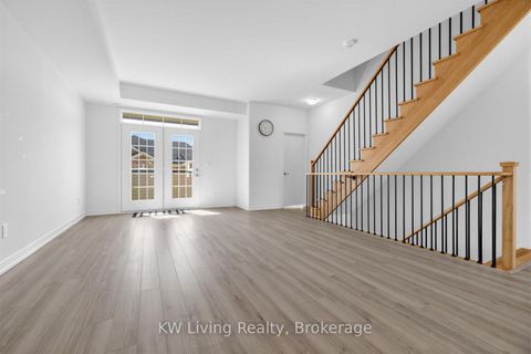 Photo 10 at 225 Harding Park Street, Glenway Estates, Newmarket