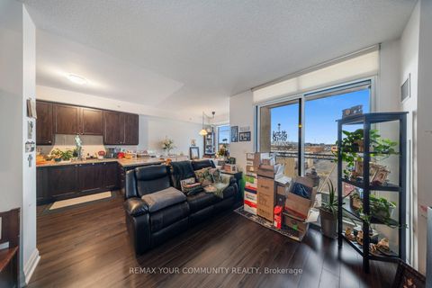 Photo 10 at 315 - 24 Woodstream Boulevard, Vaughan Grove, Vaughan