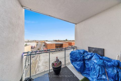 Photo 21 at 315 - 24 Woodstream Boulevard, Vaughan Grove, Vaughan