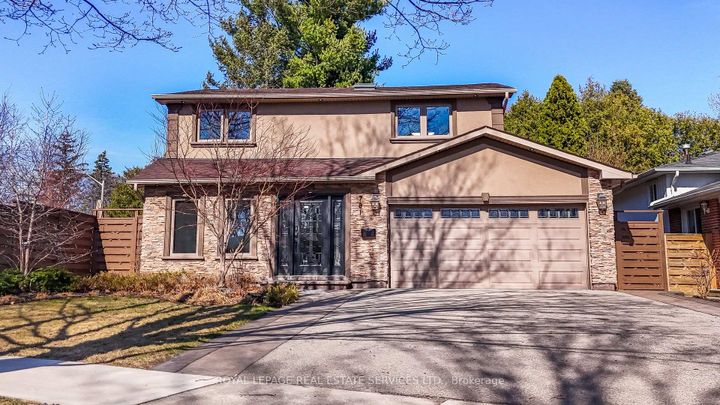 Photo 25 at 781 Fletcher Valley Crescent, Clarkson, Mississauga