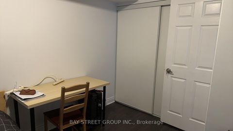 Photo 16 at 818 - 25 Greenview Avenue, Newtonbrook West, Toronto