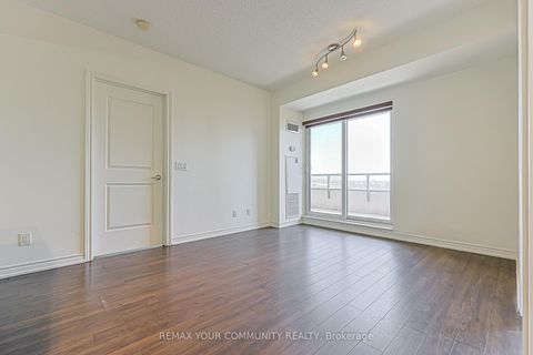 Photo 10 at 1007 - 9245 Jane Street, Maple, Vaughan
