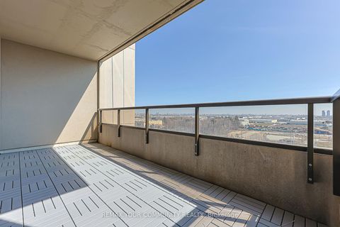 Photo 27 at 1007 - 9245 Jane Street, Maple, Vaughan