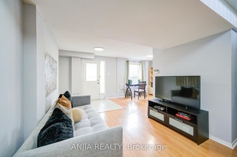 Photo 32 at 195 Shirley Drive, Rouge Woods, Richmond Hill