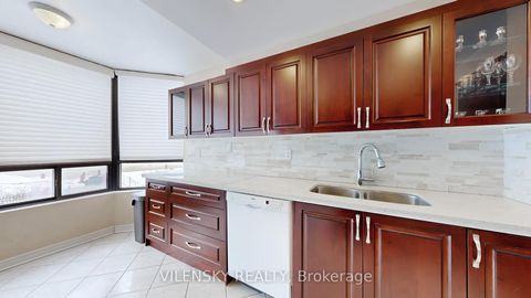 Photo 9 at 214 - 7460 Bathurst Street, Brownridge, Vaughan