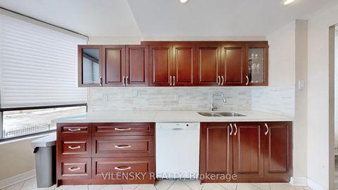 Photo 11 at 214 - 7460 Bathurst Street, Brownridge, Vaughan