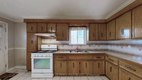 Photo 7 at 69 Twenty Fourth Street, Long Branch, Toronto