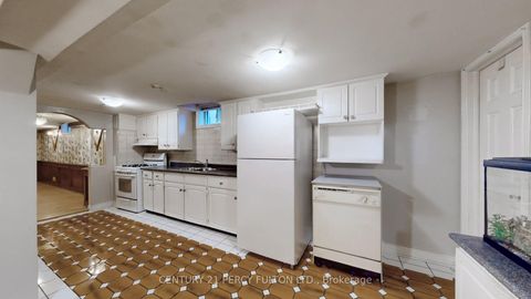 Photo 33 at 69 Twenty Fourth Street, Long Branch, Toronto