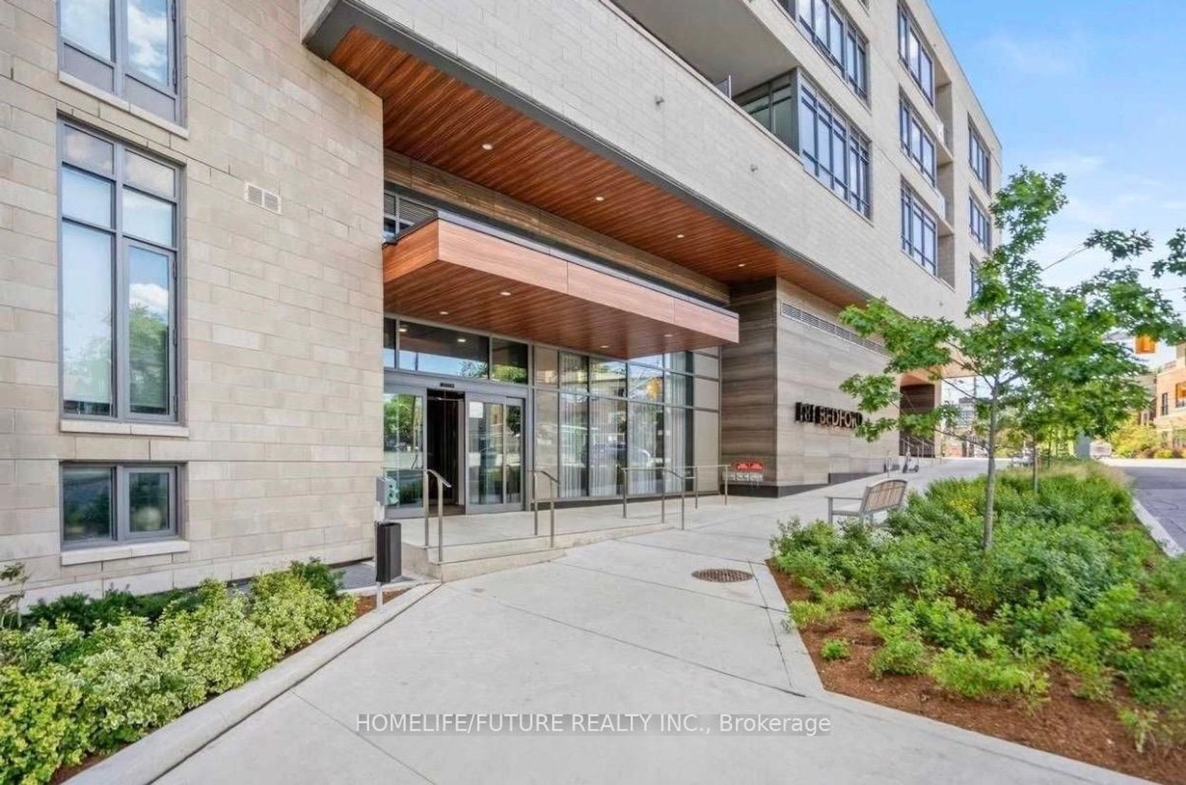 1708 - 181 Bedford Road, Annex, Toronto by Loree Meneguzzi Real Estate 1708 - 181 Bedford Road, Annex, Toronto