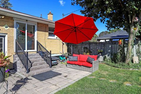 Photo 27 at 3 Hartsdale Drive E, Richview, Toronto