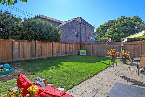 Photo 31 at 3 Hartsdale Drive E, Richview, Toronto