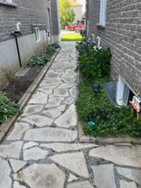 Photo 34 at 13 Surrey Drive, Little Lake, Barrie