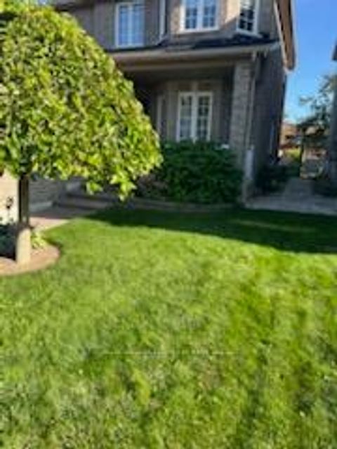 Photo 36 at 13 Surrey Drive, Little Lake, Barrie