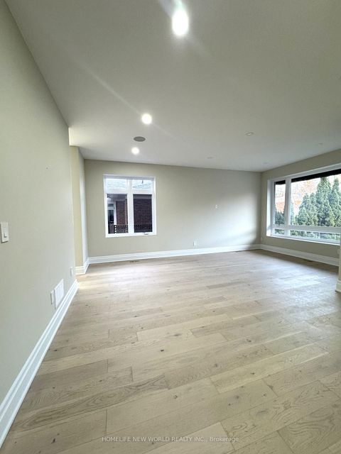 Photo 15 at 150 Viewmount Avenue, Lawrence, Toronto