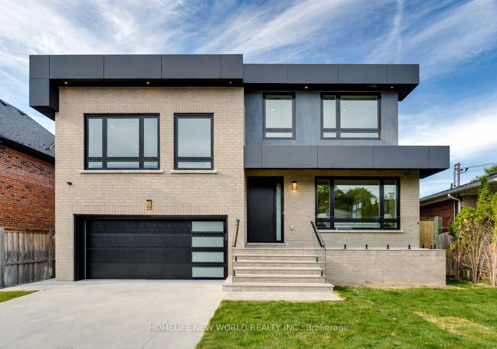 150 Viewmount Avenue, Lawrence, Toronto photo 4